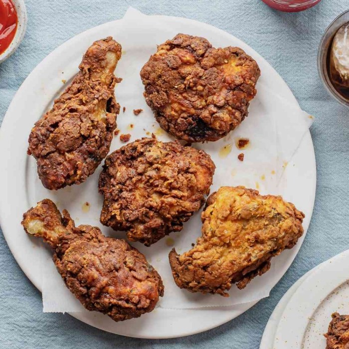 Glazed Korean fried chicken pieces